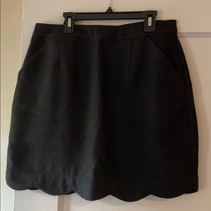 Scalloped mini skirt